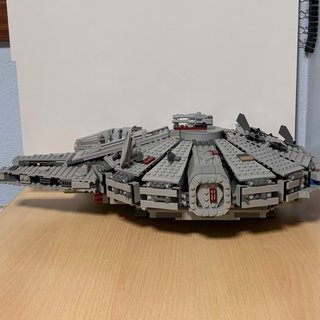 LEGO STAR WARS 7965 - MILENNIUM FALCON