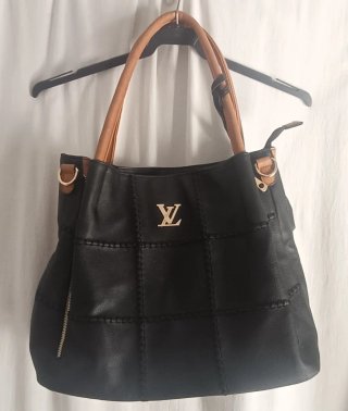 Bolso Negro y Marrón Polipiel