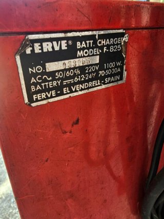 Cargador Baterías Ferve F-825 Vintage