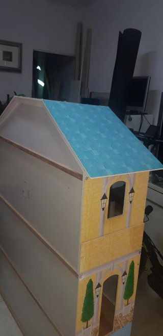 Casa de muñecas gigante de madera