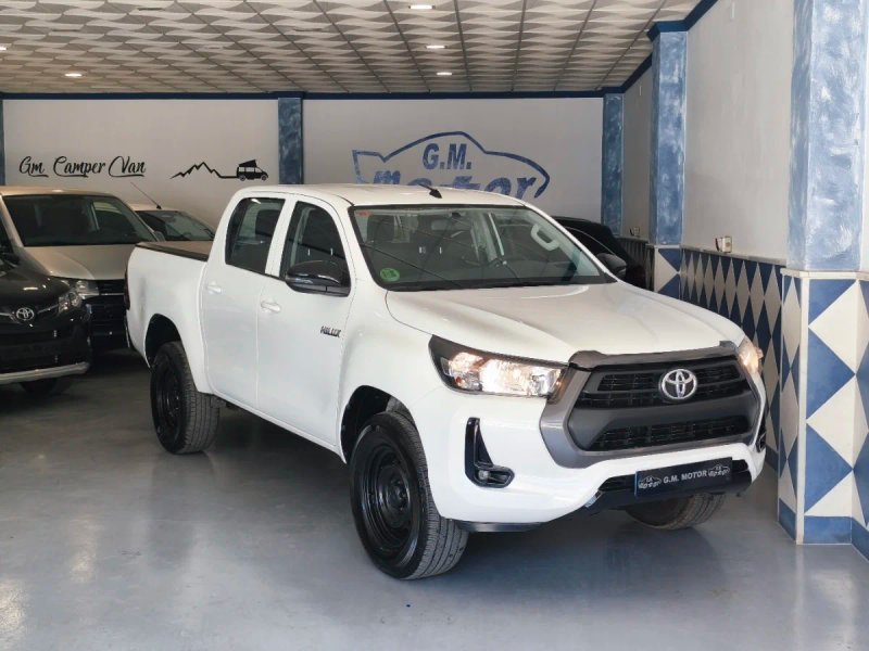 Toyota Hilux 2022 - foto 1