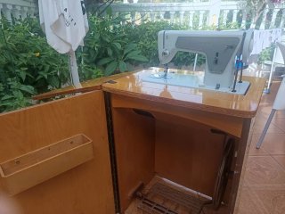 Máquina de coser Singer 810-Z2