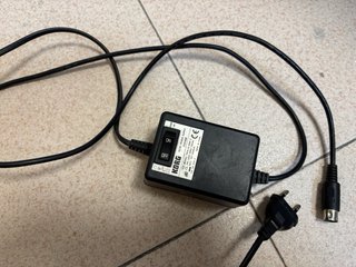 Korg Triton TR en muy buenas condiciones es de 76