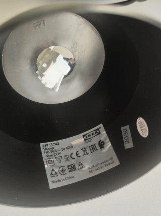 Lámpara de techo IKEA SKURUP Negra