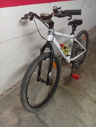 Bicicleta infantil B'TWIN blanca