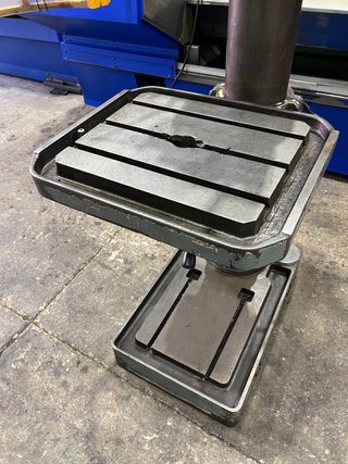 TALADRO DE COLUMNA IBARMIA MODELO A-50