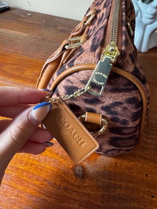 Bolso Coach estampado leopardo