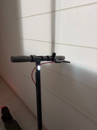 Patinete Eléctrico Xiaomi + Cargador