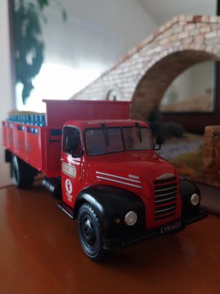 Ford Thames 1/43 Gas Service