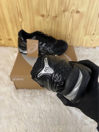 Asics Gel Kayano 14 Negro/Plata