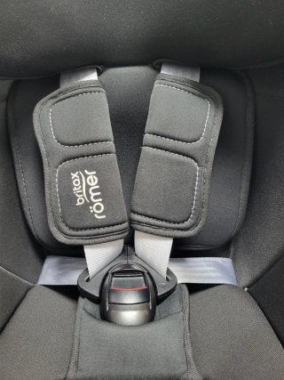 Silla coche bebé Britax Römer negra