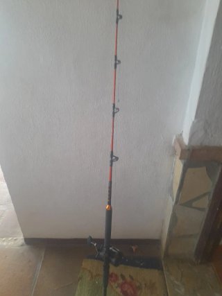 Caña y carrete de pesca urge venta para embarcació