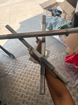 Lámpara de mesa moderna