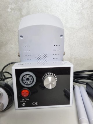 Macchina Cavitazione Ultrasuoni RF Professionale