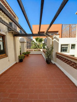 Ático en alquiler en Vila de Gràcia en Barcelona