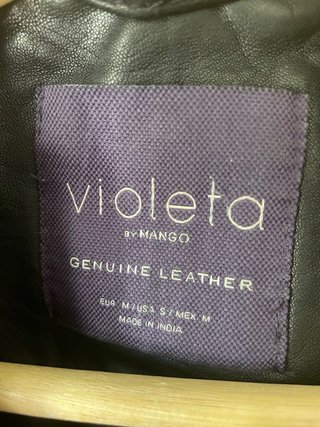 Chaqueta de cuero Violeta Negra