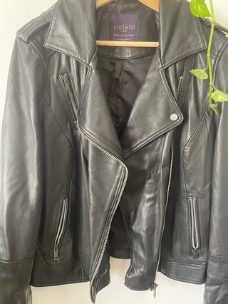 Chaqueta de cuero Violeta Negra