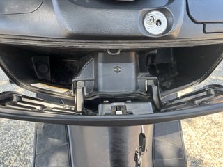 Suzuki Burgman 200 gris