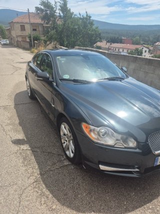 Jaguar XF 2011