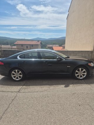 Jaguar XF 2011