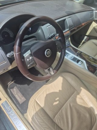 Jaguar XF 2011