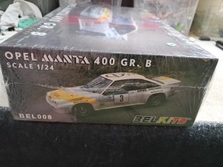Maqueta Opel Manta 400 Gr. B 1/24 BELLKITS