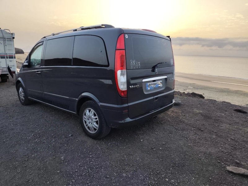 Mercedes-Benz Viano 2004 - foto 1