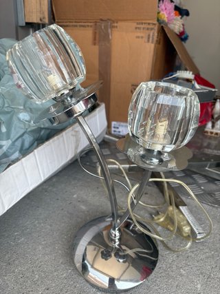 Lámpara de mesa cristal y metal