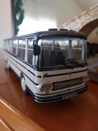 Autobús Barreiros 1/43