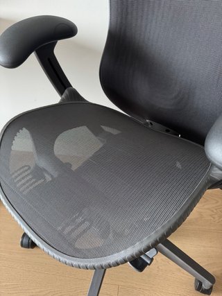 Silla Herman Miller Mirra 2 Grafito