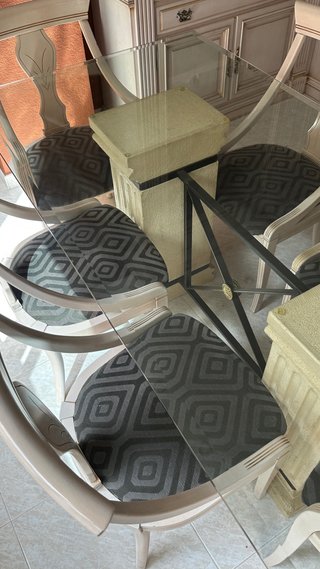 Mesa comedor cristal y 6 sillas