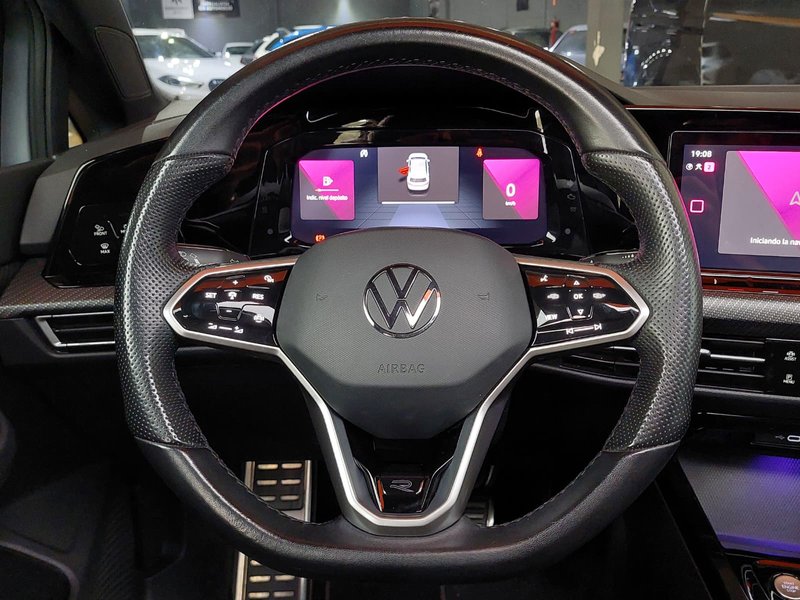 Volkswagen Golf 8 R-Line 1.5 TSI 2023, foto 10