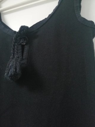 Camiseta canalé tirantes con detalle
