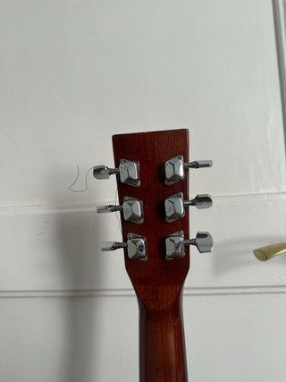 Guitarra Acústica + Funda Gruesa