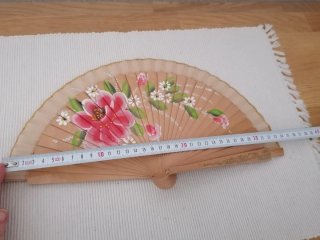 Abanico madera pequeño pintado flores