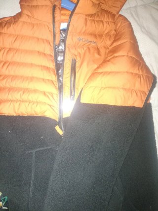 Abrigo Columbia niño naranja y negro