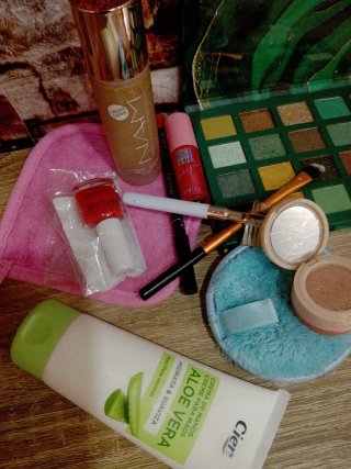 Lote de Maquillaje Variado