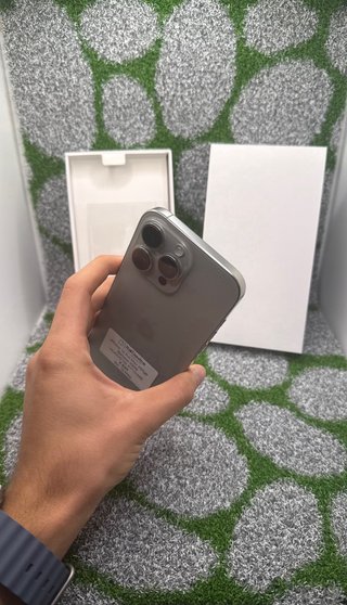 iPhone 16 Pro Max 256GB - Nuovo Da Attivare