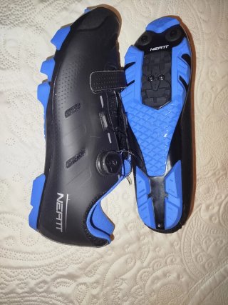 Zapatillas Ciclismo NEATT Negras y Azules talla-46