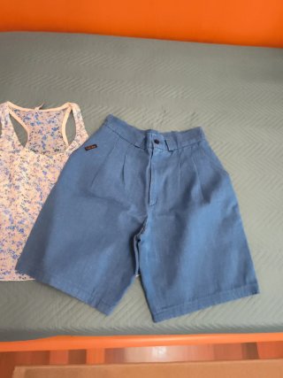 Pantalón vaquero mujer azul y camiseta
