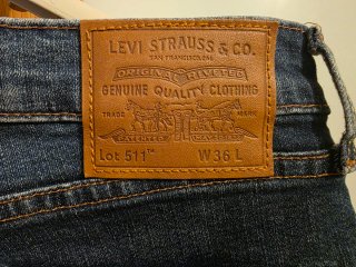 Pantalón corto Levis 511 original Talla W36
