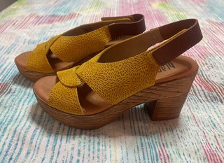 Sandalias tacón marca Banca.t
