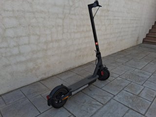 Patinete Eléctrico Negro
