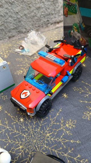 LEGO City 60319 Bomberos y Policía