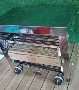 Multitostadora HENDI 6 pinzas - 3000W Tostadora