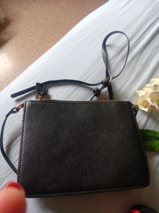 Bolso MANGO negro y dorado