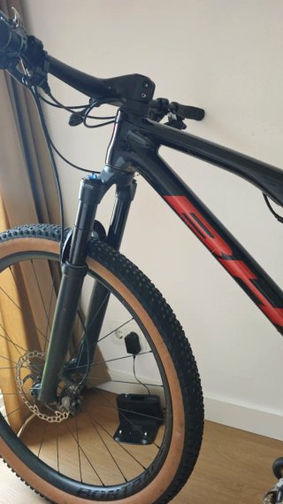 BH Lynx Race Talla M