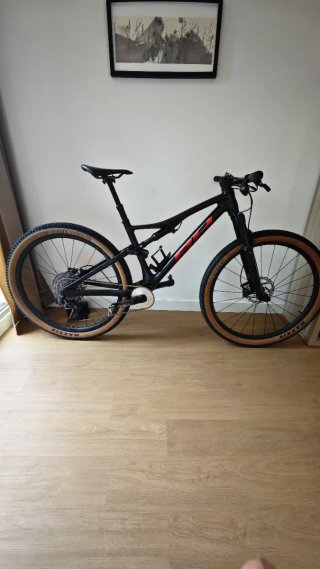 BH Lynx Race Talla M