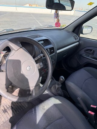 Renault Clio 2002