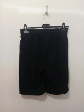 Pantalón corto negro Puma